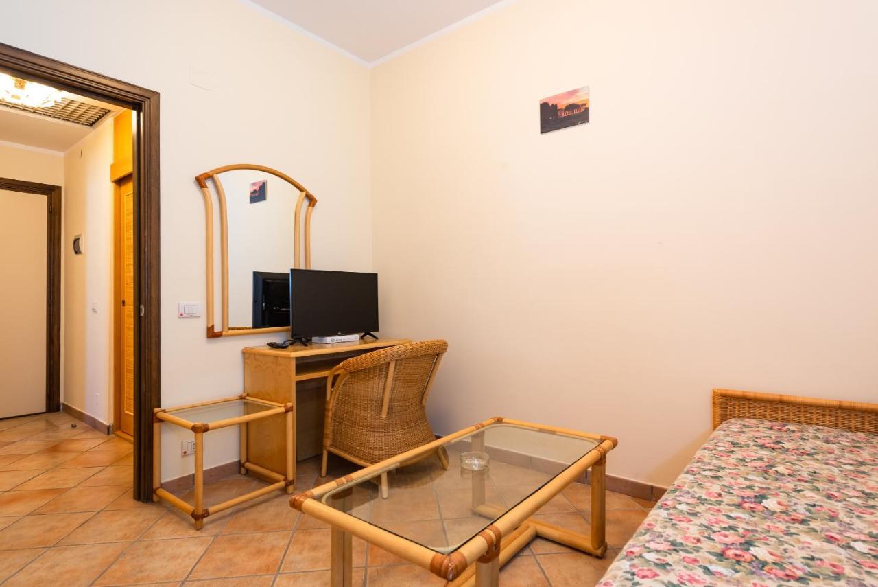 Hotel Il Ceppo Agropoli Exterior foto